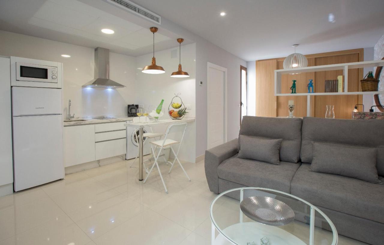 Apartamentos Los Moriles ภายนอก รูปภาพ